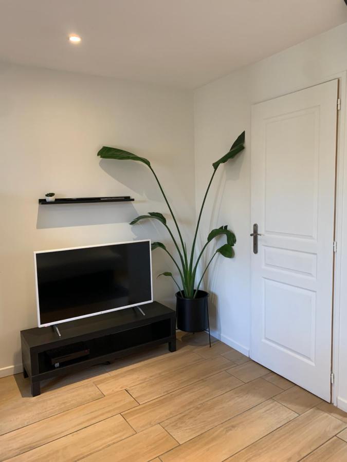 Appartement Duplex Proche Zenith, Megacite, Stade Amiens Eksteriør billede